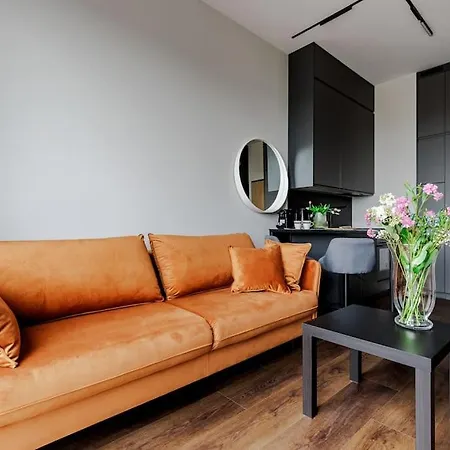 Business With 1 Bedroom By Ecru Wwa81 Apartament